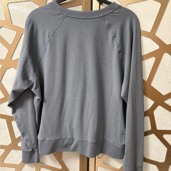 Vuori Halo Crew in Slate Blue - Picture 6 of 6